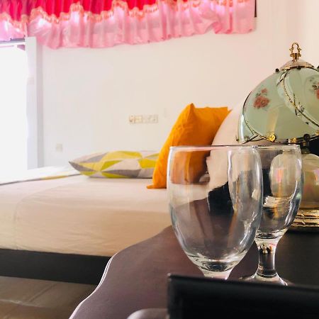 Grand Camellia Hotel Ambalantota Extérieur photo